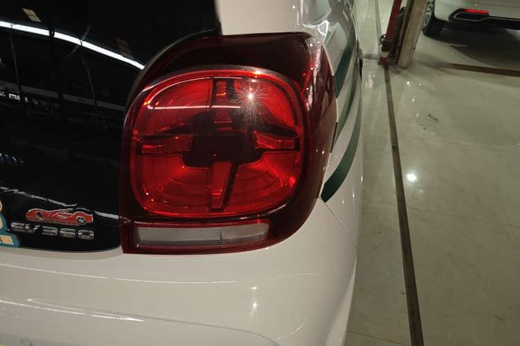 Used Roewe Clever 2021 302km All-Round Version Exterior 3