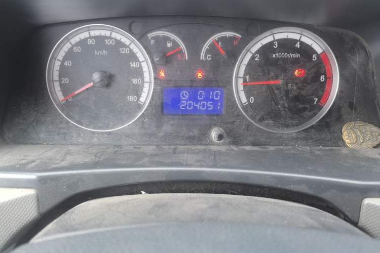 Used Foton Scenic G9 2017 2.4L Gasoline Cargo Van Commercial Version Long Wheelbase Model 4G69 Odometer Close Up