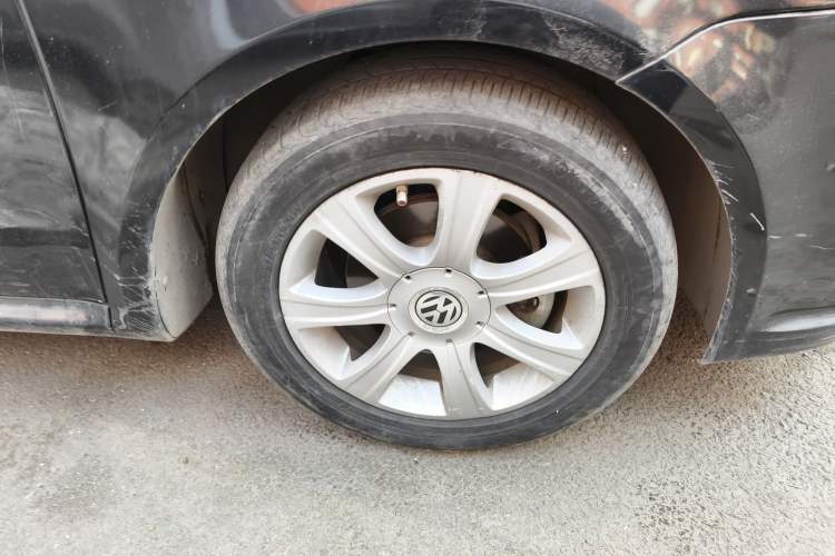 Used Volkswagen Lavida 2011 1.6L Automatic Premium Edition
