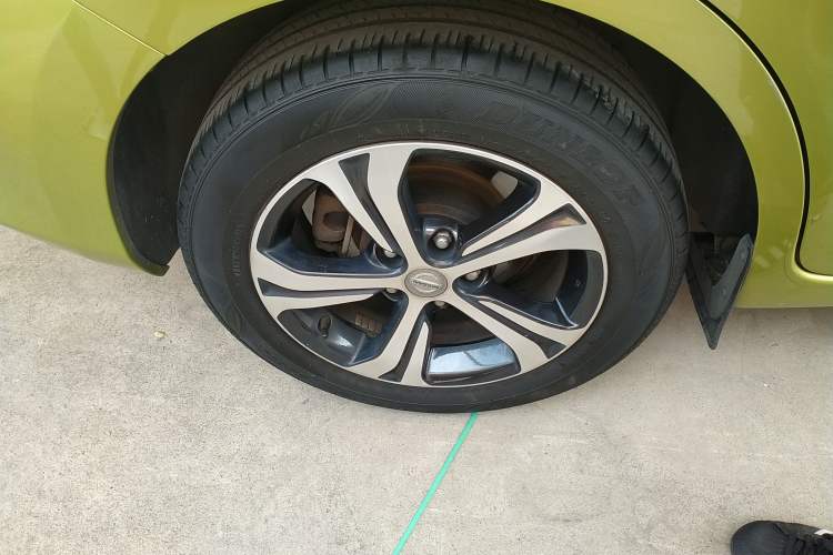 Used Nissan Tiida 2016 1.6L CVT Smart Drive Edition Right Rear Wheel Hub