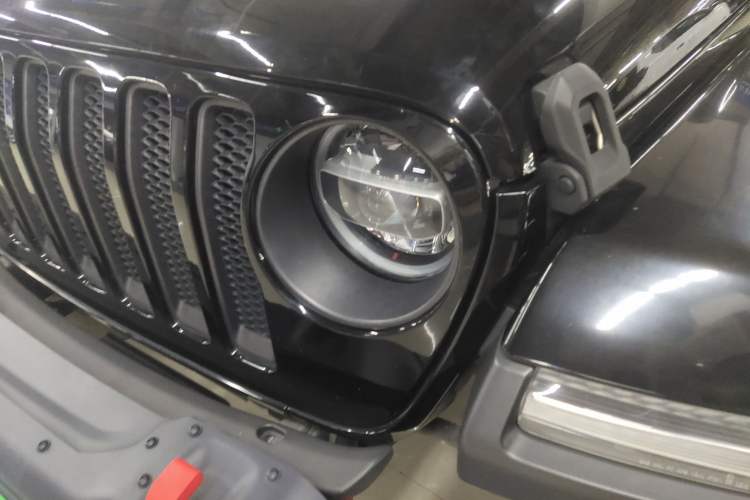 Used Jeep Wrangler 2021 2.0T 80th Anniversary Edition Left Front Headlight