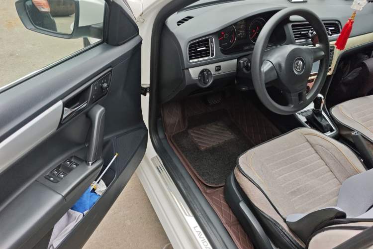 Used Volkswagen Gran Lavida 2013 1.6L Automatic Comfort Model