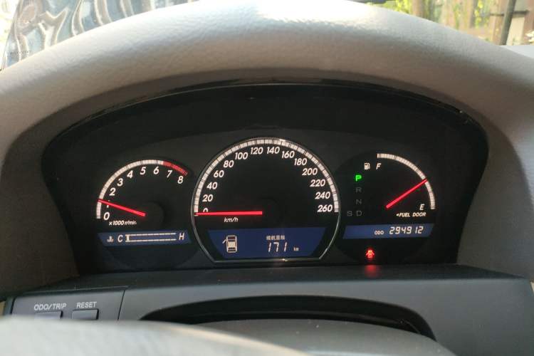 Used Toyota Crown 2007 2.5L Royal Special Edition Instrument Cluster
