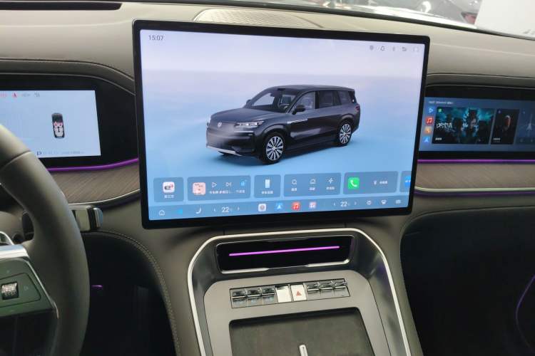 Used Denza N9 2025 Flagship Model
