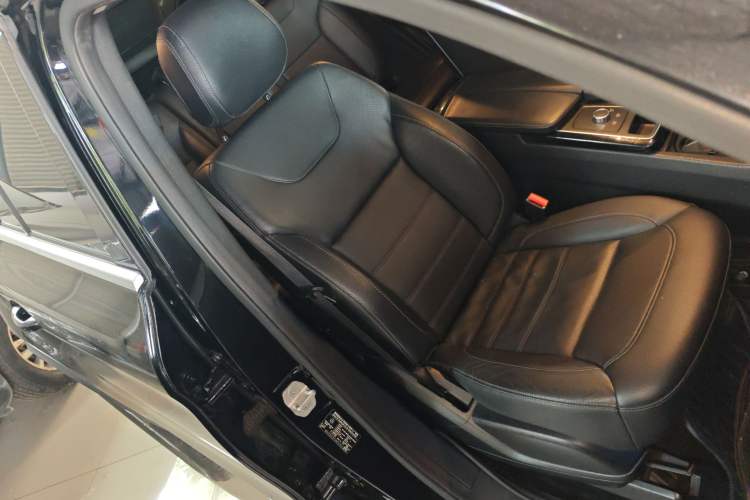 Used Mercedes-Benz GLE Coupe 2015 GLE 320 4MATIC Coupe SUV
