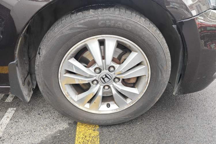 Used Honda Accord 2012 2.0L SE Right Front Wheel Hub