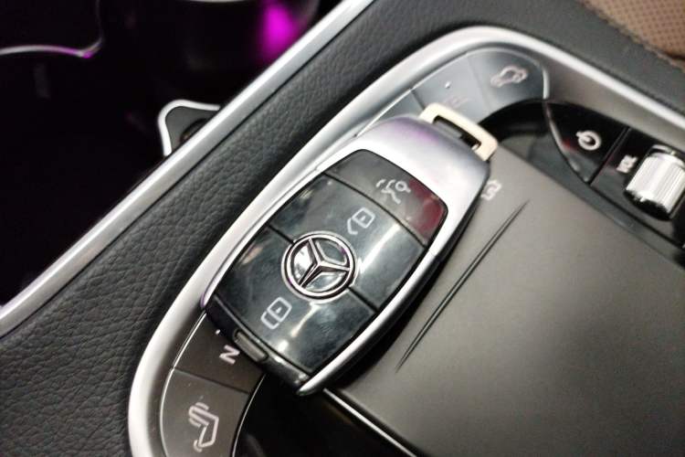 Used Mercedes-Benz S-Class 2019 S 320 L
