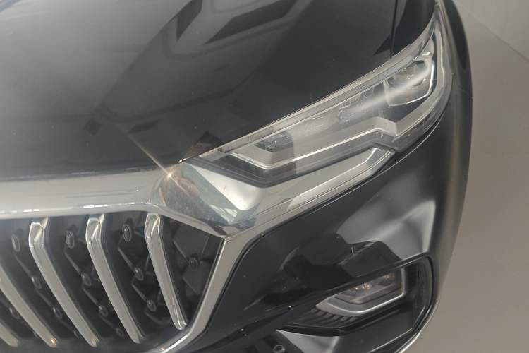 Used Hongqi HS5 2022 Revised Version 2.0T Smart Connect Flagship Edition
