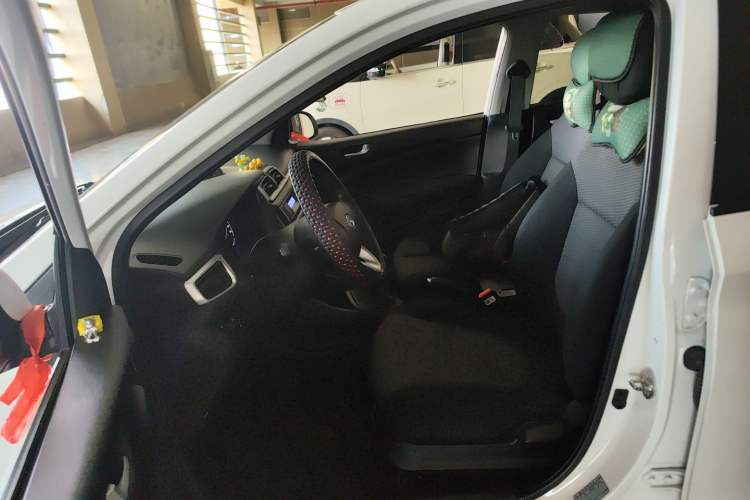 Used Hyundai Verna (older generation) 2017 1.4L Manual Refreshed Version China VI Standard