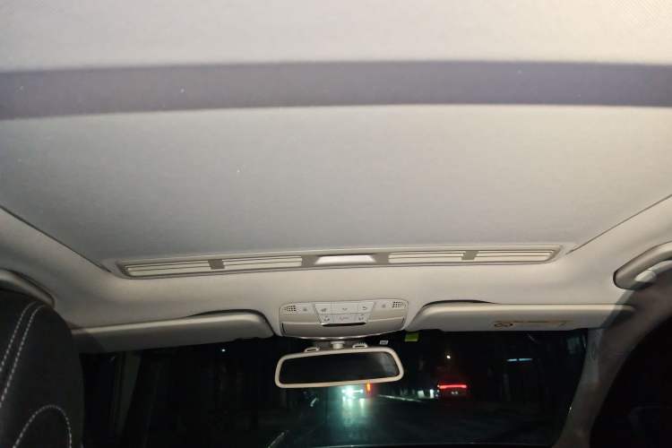 Used Mercedes-Benz C-Class 2017 Restyled C 180 L Fashion Edition Sport Version