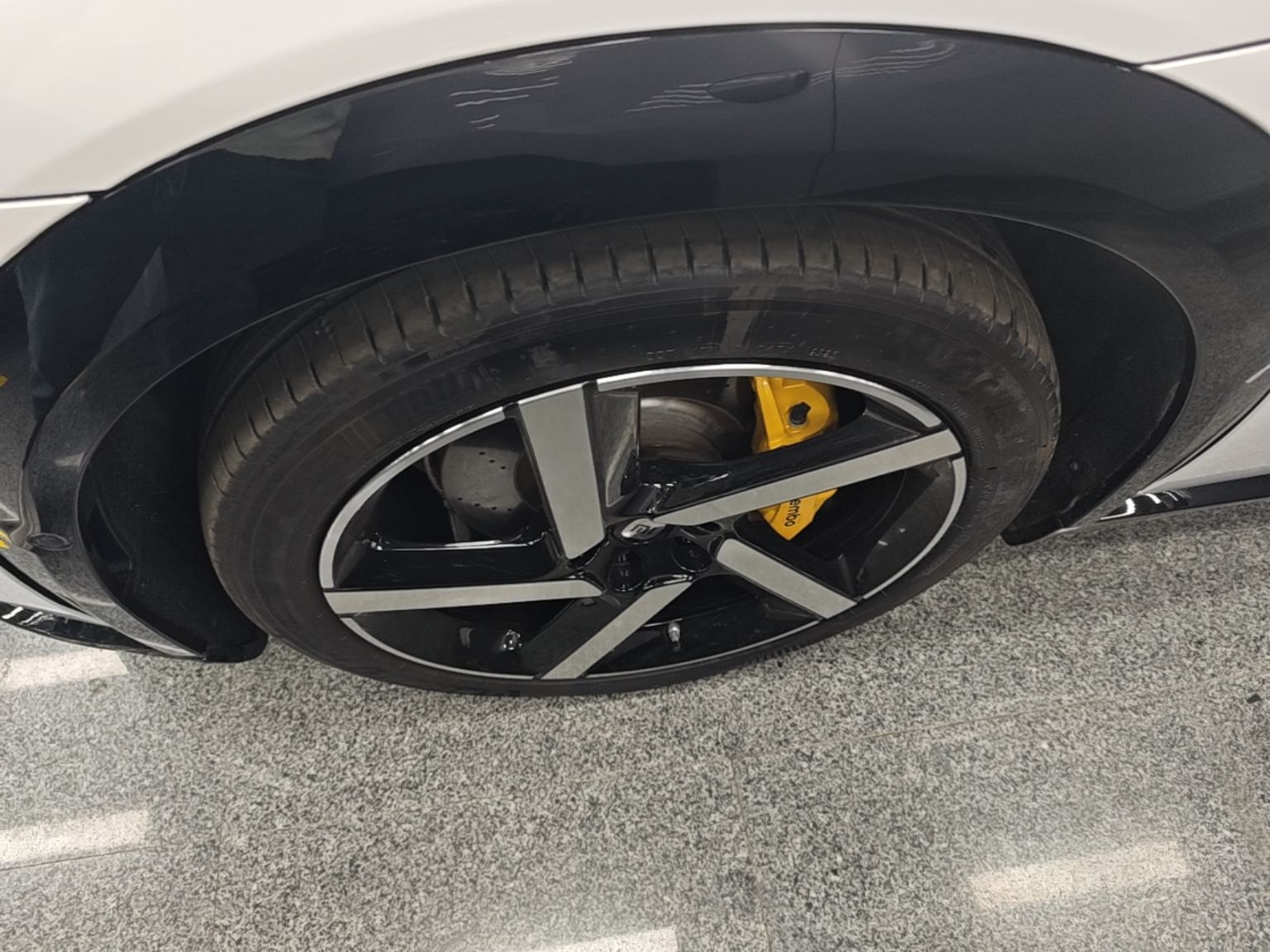 Xiaomi Auto YU7 2025 Ultra-Long Range High-Performance All-Wheel-Drive Max Edition — снимка 10