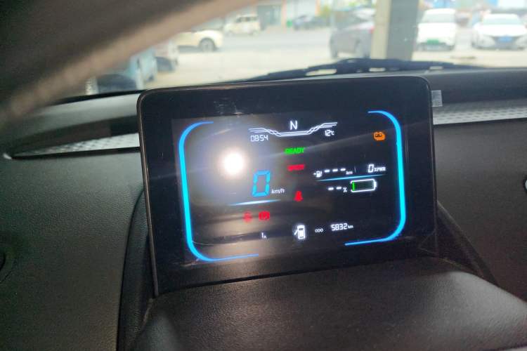 Used CHANGAN NEVO Lumin 2022 210km Sweet Edition Instrument Cluster