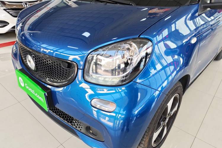 Used smart forfour 2018 1.0L 52kW Passion Edition