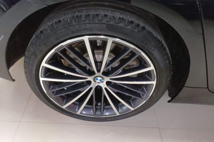 Used BMW 5 Series 2023 530Li Leading Model M Sport Package
