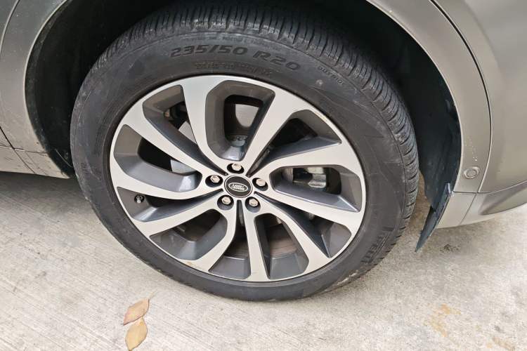 Used Land Rover Discovery Sport New Energy 2021 P300e Performance Tech Edition