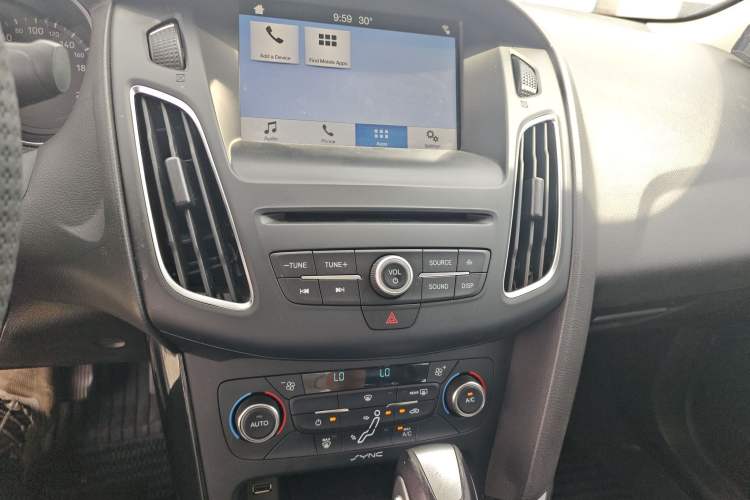 Used Ford Focus 2017 Sedan EcoBoost 180 Automatic Elite Model
