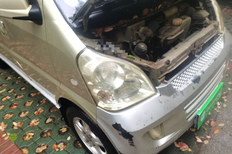 Used Wuling Rongguang 2011 1.2L Comfort Model Right Front Headlight