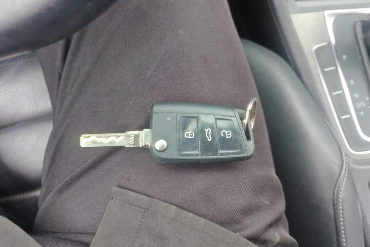 Used Volkswagen Golf 2014 1.6L Automatic Comfort Model
