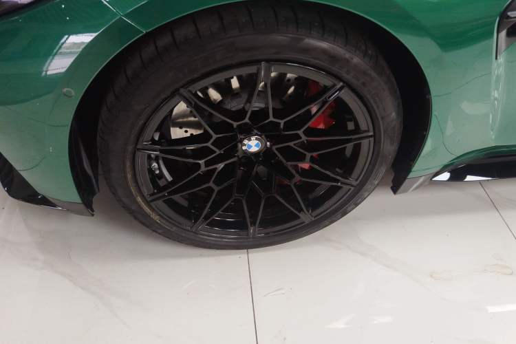 Used BMW M3 2024 M3 Sedan M xDrive Thunder Edition Left Front Wheel Hub