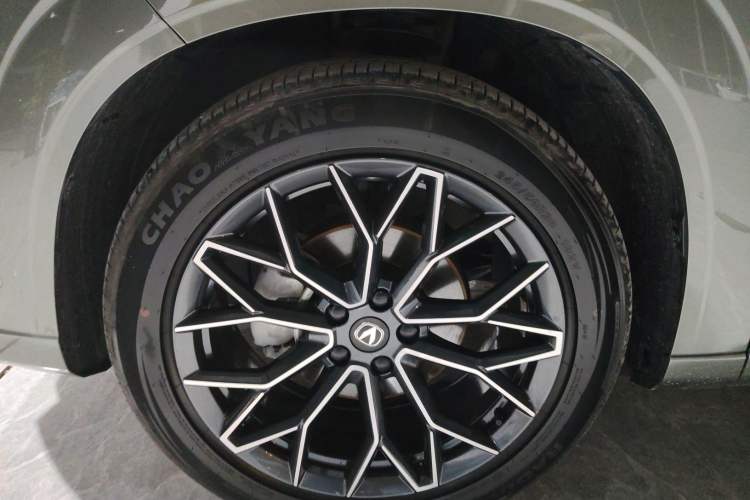 Used CHANGAN UNI-Z New Energy 2024 Blue Whale Smart Electric iDD 125km Excellence Model Exterior 7