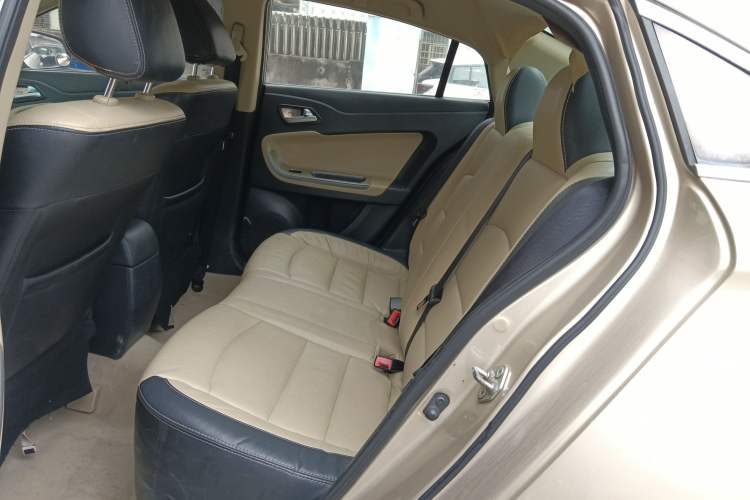 Used Haima Fumei 2015 1.6L Automatic Prestige Model Left Rear Seat