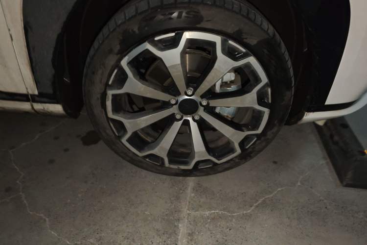 Used AION V 2024 Aion Tyrannosaurus 520 Smart Luxury Edition