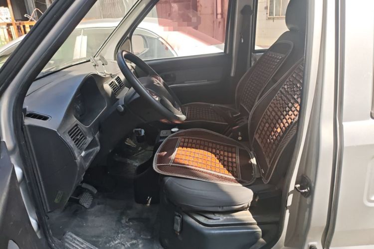 Used Wuling Rongguang EV 2020 Basic Version 7-Seater 300 km