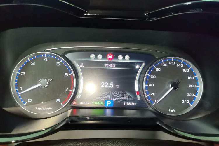 Used GAC Trumpchi GS8 2017 320T Two-Wheel Drive Luxury Smart Connectivity Version (7 Seats)