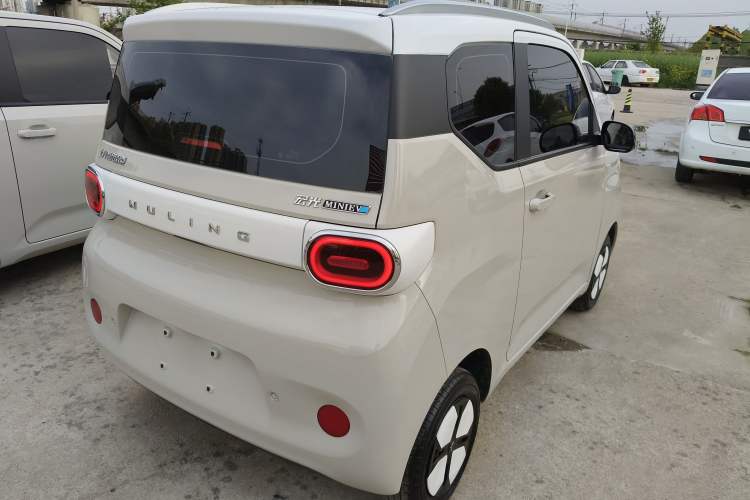 Used Wuling Hongguang MINIEV 2024 3rd Generation 215km Advanced Version Rear Right 45 Deg