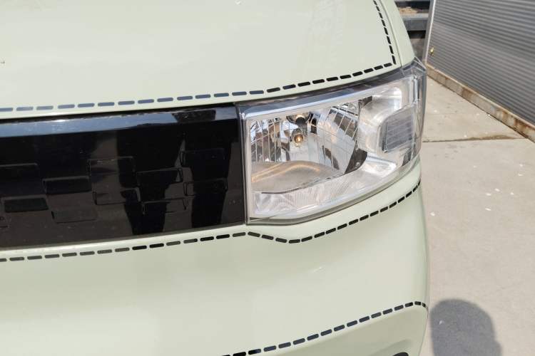 Used Wuling Hongguang MINIEV 2022 Easy Version Lithium Iron Phosphate Left Front Headlight