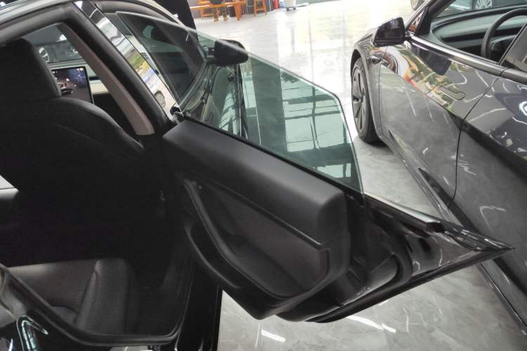 Used Tesla Model 3 2022 Rear-Wheel-Drive Version
