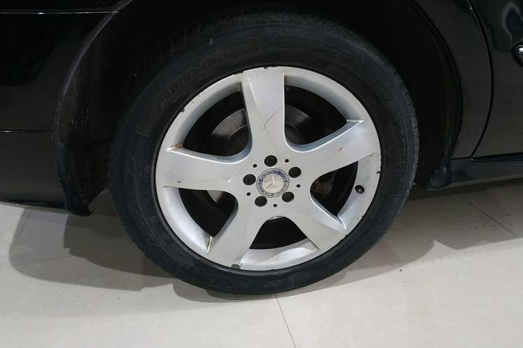 Used Mercedes-Benz R-Class 2014 R 320 4MATIC Luxury Model