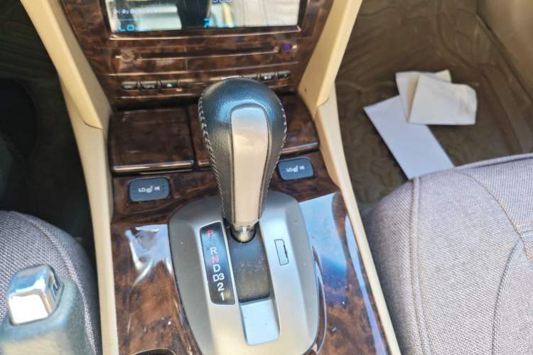 Used Honda Accord 2010 2.0L EX
