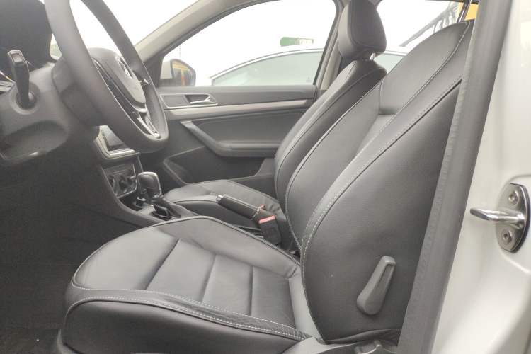 Used Volkswagen Lavida 2015 1.6L Automatic Comfort Edition