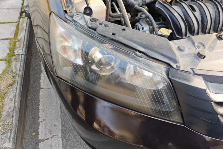 Used Geely Auto Classic Emgrand 2013 Sedan 1.5L Manual Entry-Level Model Right Front Headlight