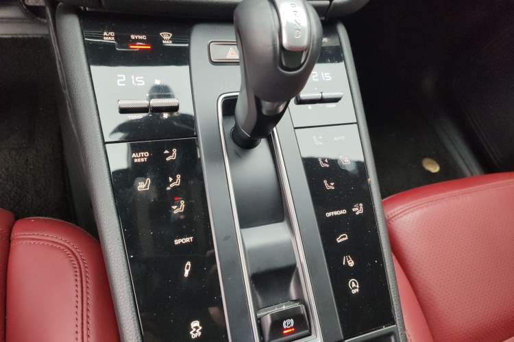 Used Porsche Macan 2023 Macan T 2.0T