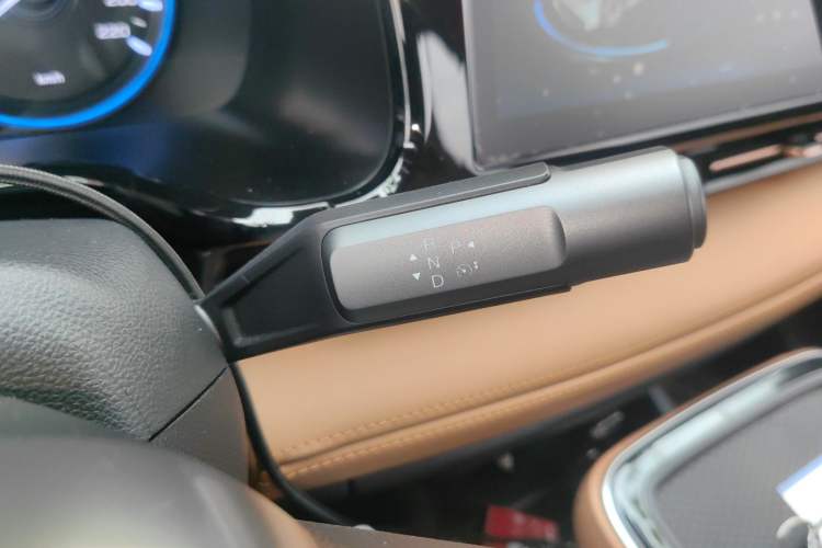 Used AION S Plus 2026 Model Comfort Edition Gear Lever