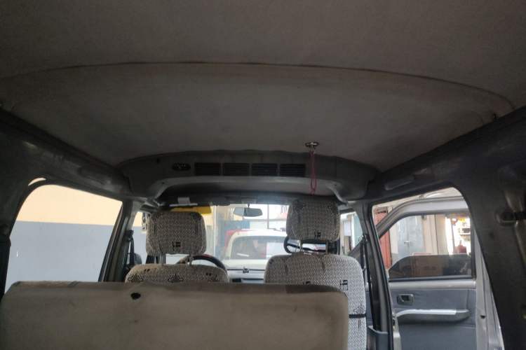 Used BAIC Weiwang 306 2013 1.2L Value Edition Comfort Type 7 Seats A12 China IV Emission Standard
