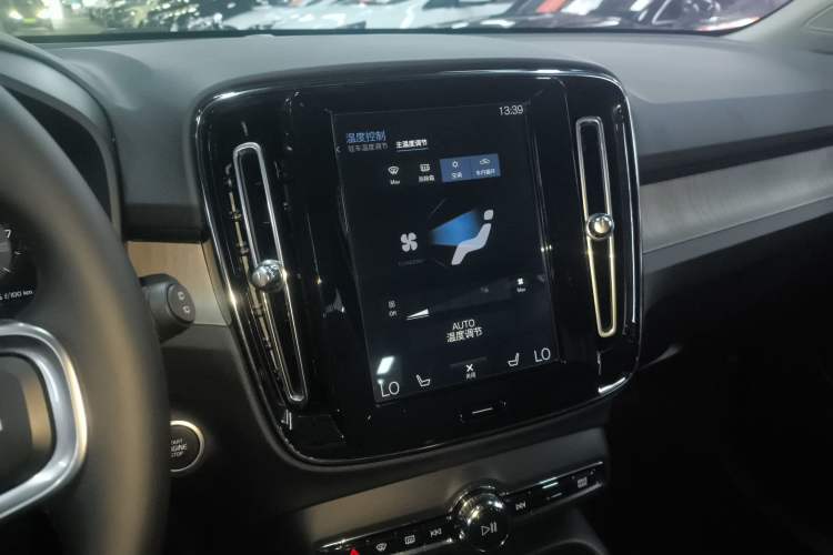 Used Volvo XC40 2020 T4 Four-Wheel Drive Smart Luxury Edition