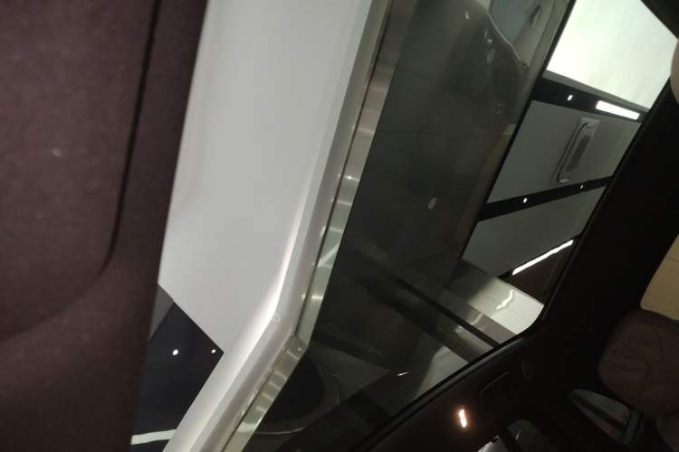 Used Li Auto i6 2025 Model Two-Wheel-Drive Standard Type