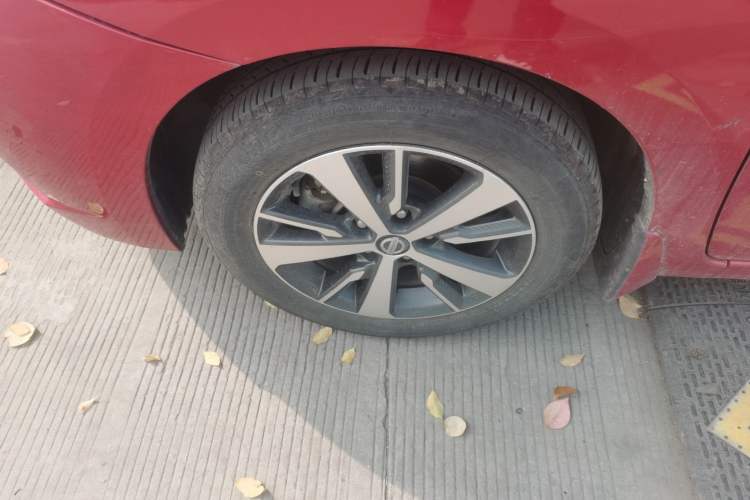 Used Nissan Lannia 2019 1.6L CVT Cool Edition China VI Left Front Wheel Hub