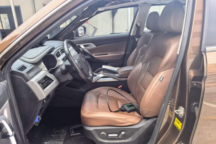 Used Geely Auto Emgrand X7 Sport 2016 1.8TD Automatic ZhiZun Version Left Front Seat