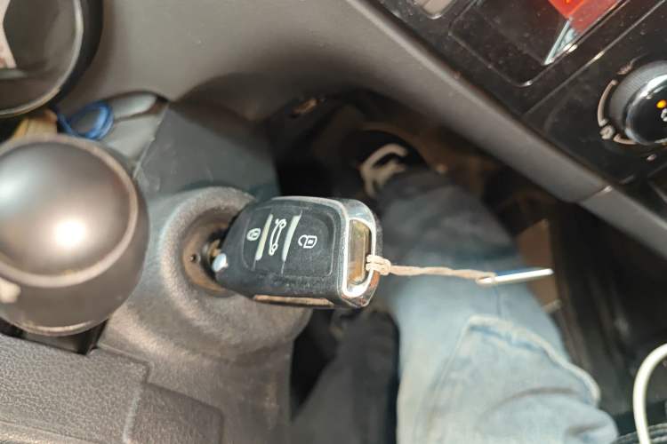 Used Peugeot 408 2013 2.0L Automatic Comfort Edition Vehicle Key