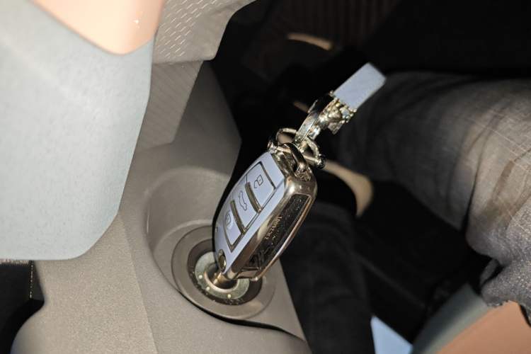 Used Chery QQ Ice Cream 2025 205km Qi Energy Version
