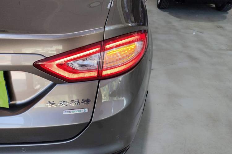 Used Ford Mondeo 2013 2.0L GTDi 200 Fashion Edition