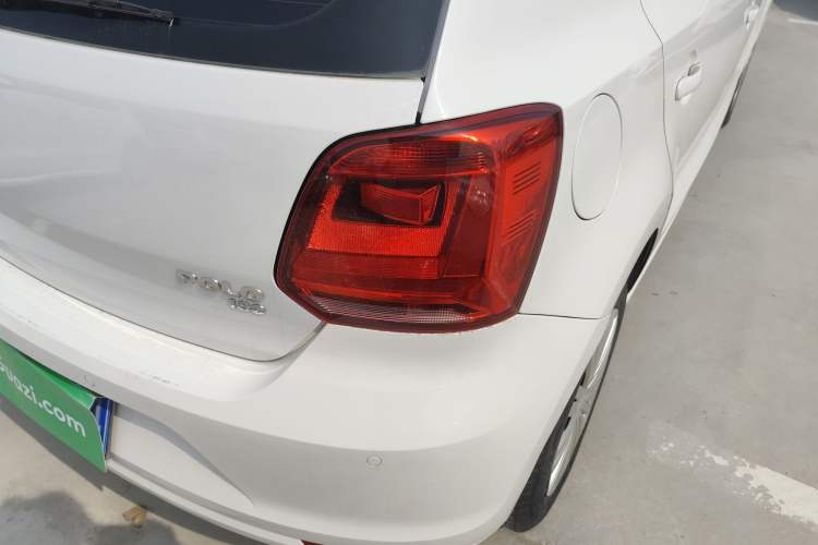 Used Volkswagen Polo 2016 1.6L Automatic Comfort Model