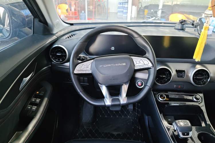 Used FORTHING T5 EVO 2021 1.5TD DCT Diamond Edition Steering Wheel