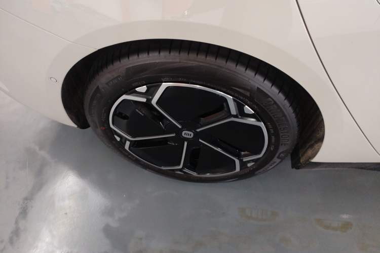 Used Xiaomi Auto SU7 2026 Model Standard Edition Exterior 5