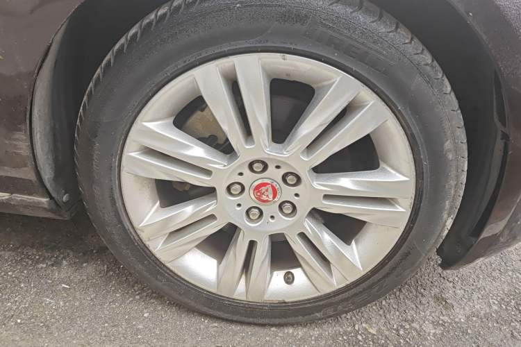 Used Jaguar XFL 2019 XFL 2.0T 250 PS Four-Wheel Drive Luxury Edition
