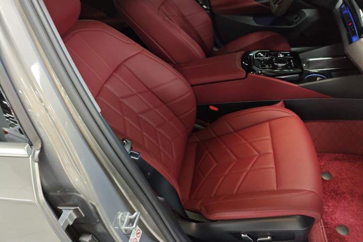 Used BMW i5 2024 eDrive 35L M Sport Package
